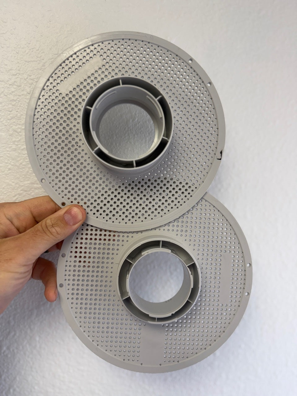 Used official Bambu Lab reusable spool separated into two halves